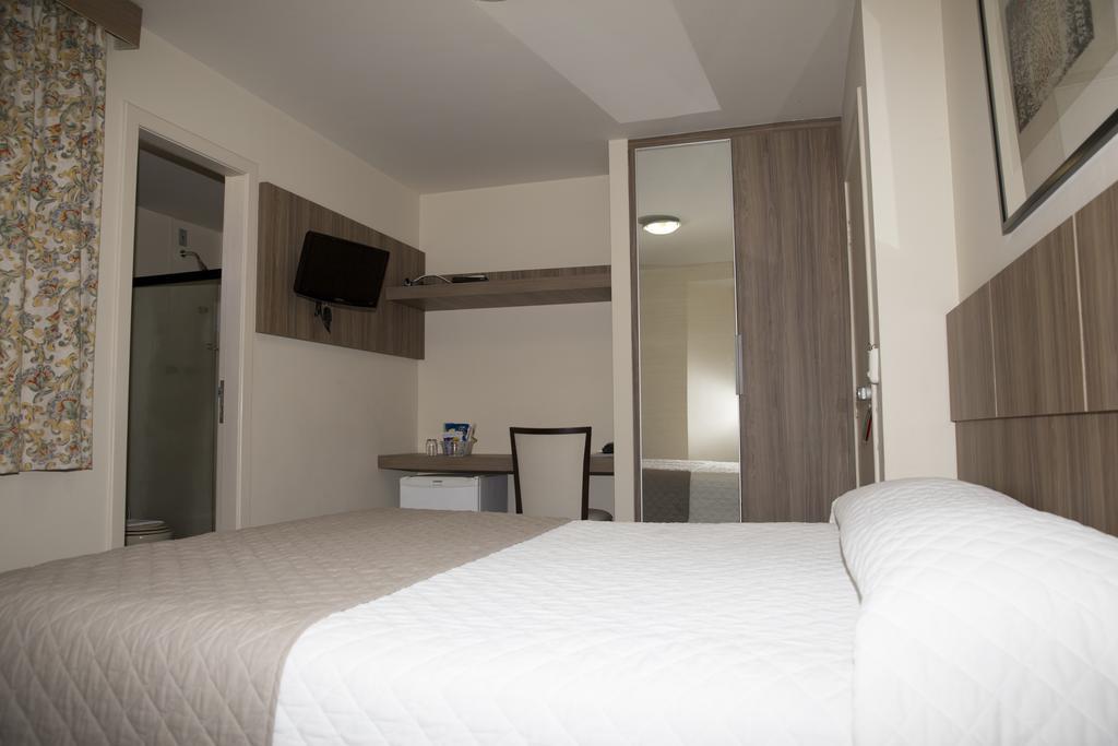 Via Contorno Hotel